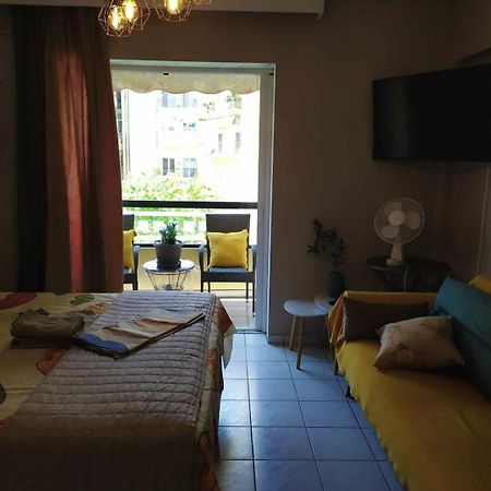 Cozy Studio, 1Min From Kamara เทสซาโลนิกิ ภายนอก รูปภาพ