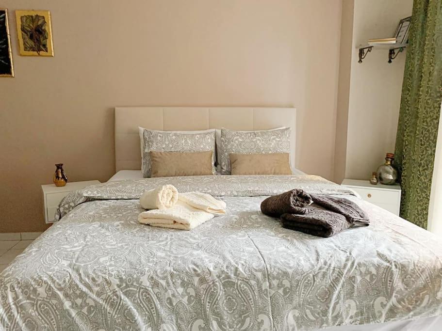 Cozy Studio, 1Min From Kamara เทสซาโลนิกิ ภายนอก รูปภาพ